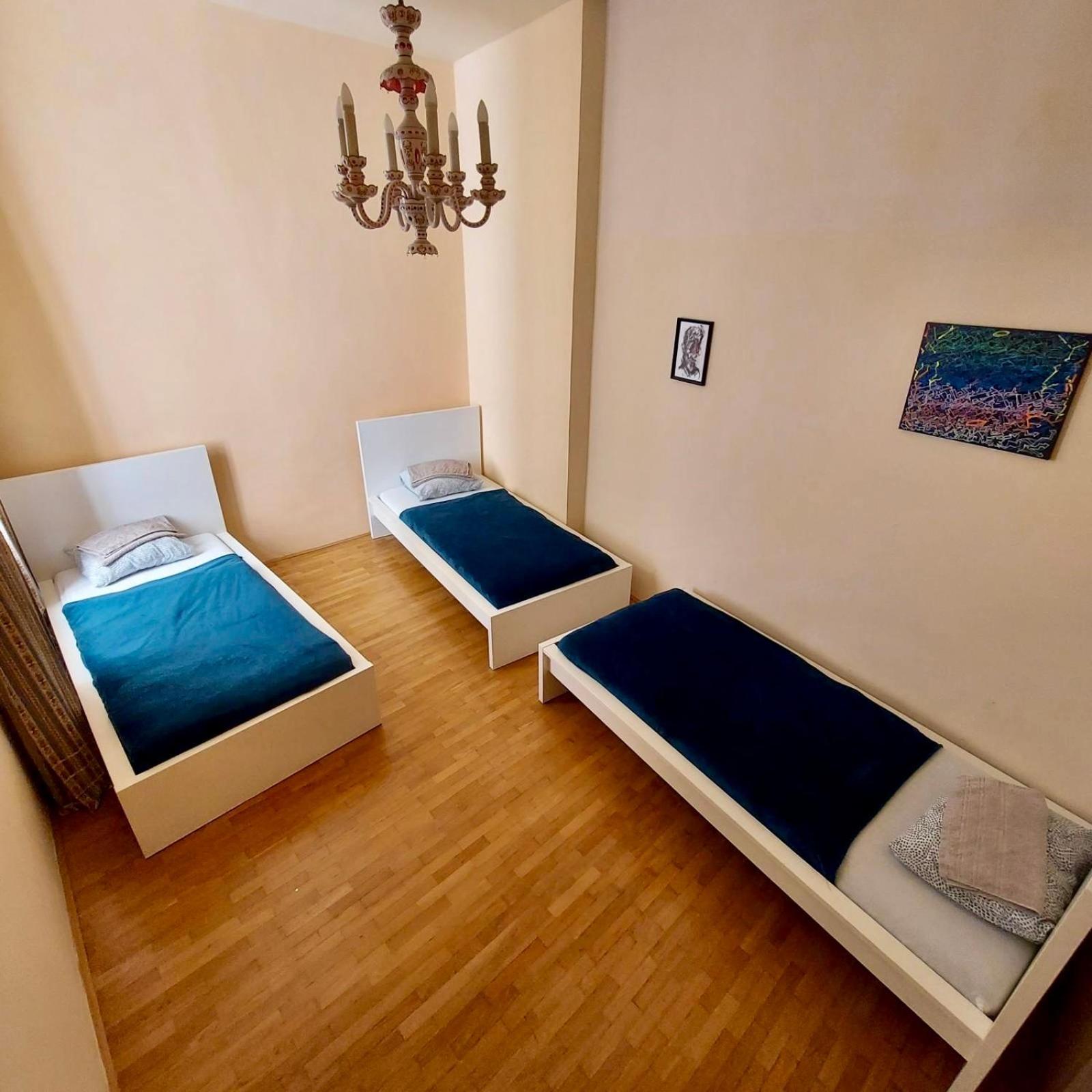 Apartment Center Of 369 *